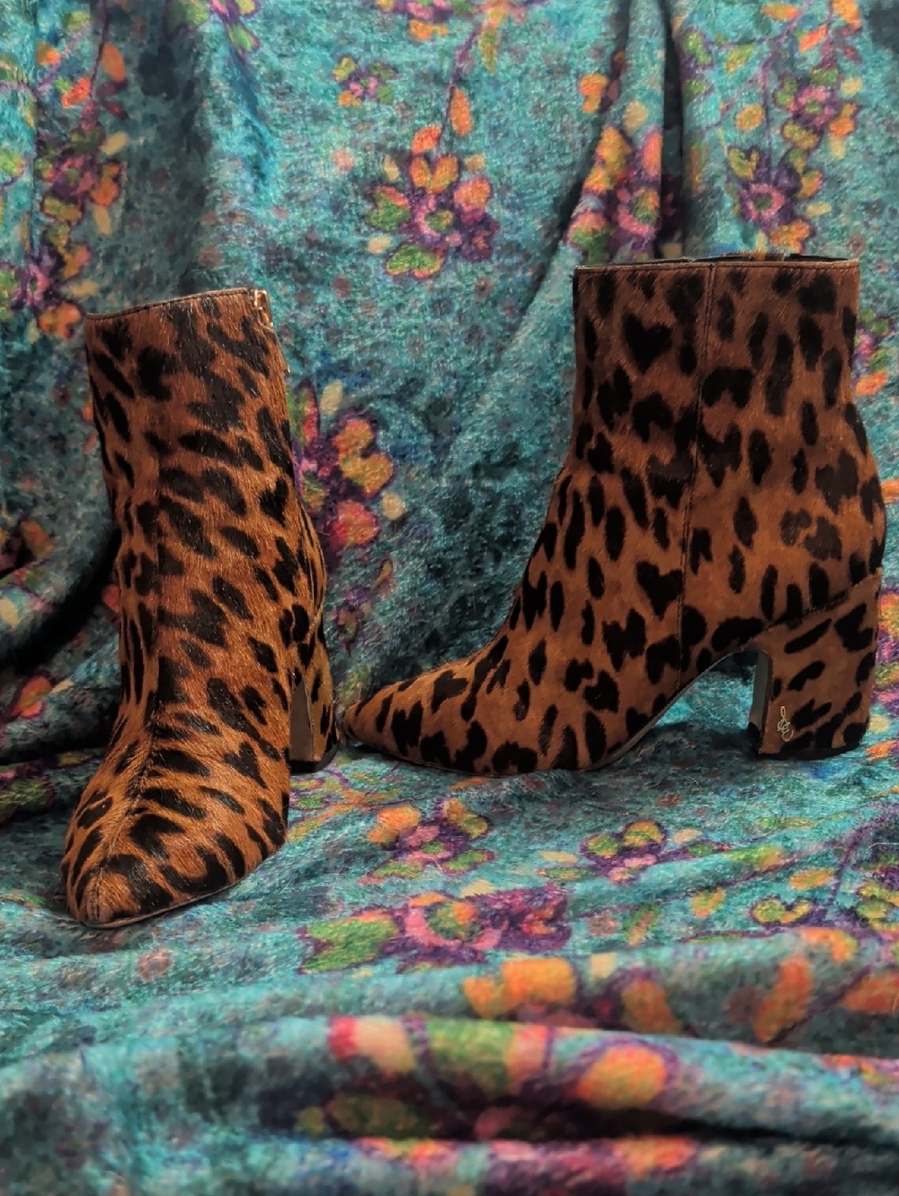 6.5 Sam Edelman Leopard Print Ankle Boots in Brown and Black.  Block Heel.